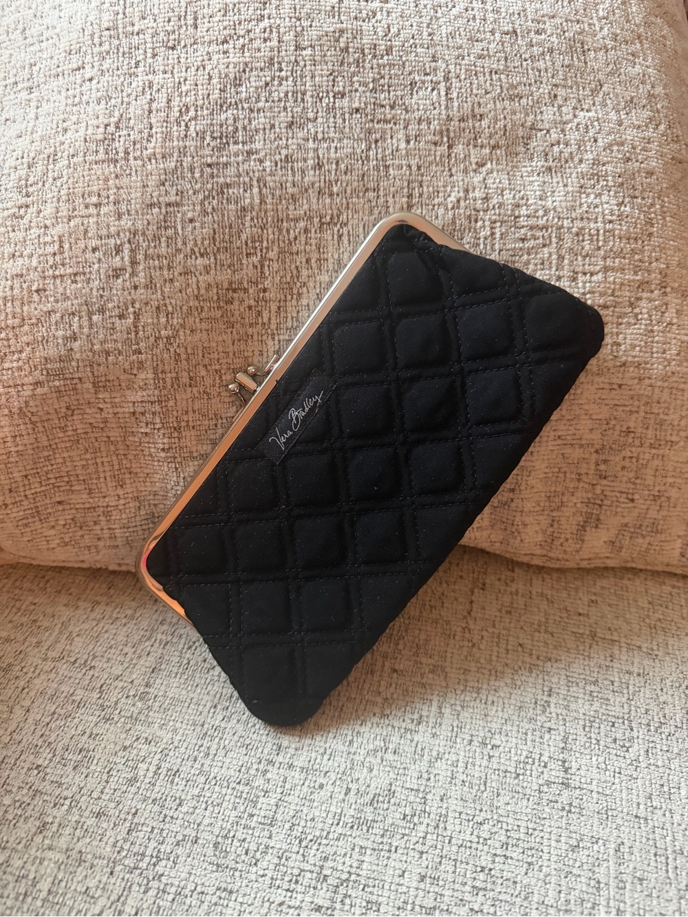 Vera Bradley Black Quilted Duel Compartment Kiss Lock Clutch 9x4
